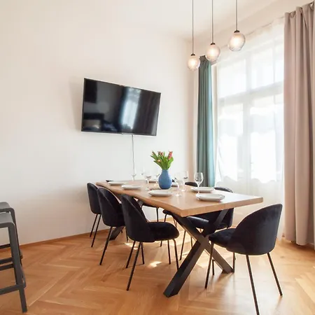 Churchill Heritage Apartment Prague