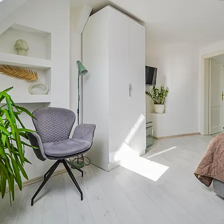 Main Square Quite Air Conditioned Appartement Prague