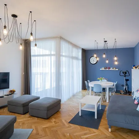 Veleslavin Apartment *