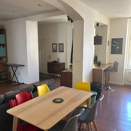 The Riverbank Flat - Perfect For Family Apartment Prague