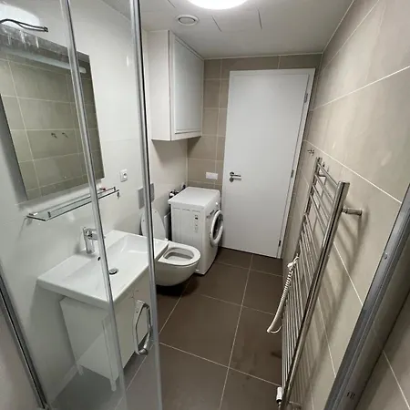 Bright & Cosy 1-bedroom With Balcony Appartement Prague