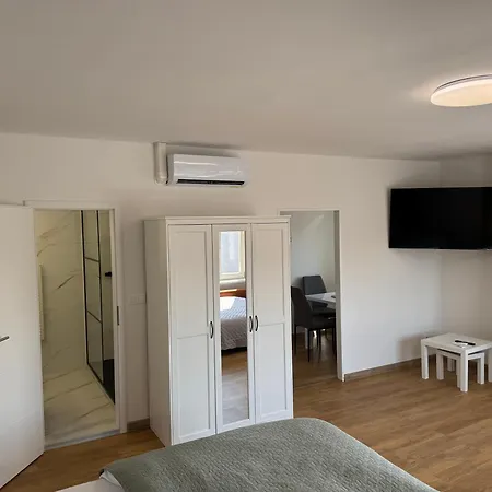 Krakovka 4* Praga