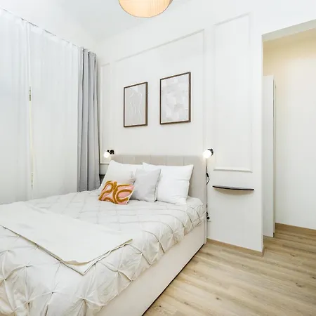Apartment Wenceslas Square By Rentero
