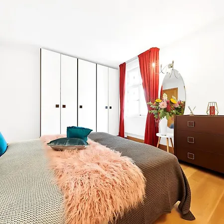 Vip Petrska 25 * Prága