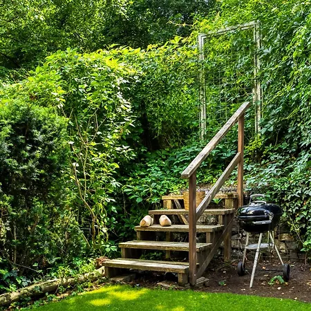 Appartement With Garden In 6