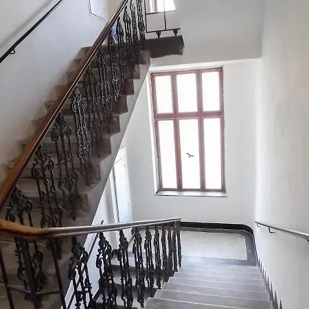 Lounge G2 בית אירוח *