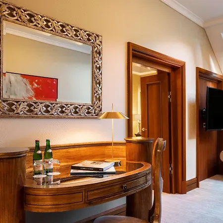Nh Collection Carlo Iv Hotel Praha
