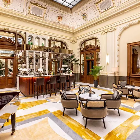 Hotel Nh Collection Carlo Iv