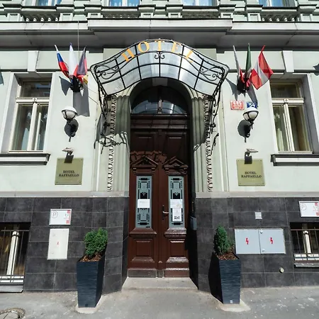 Otel Raffaello Prag