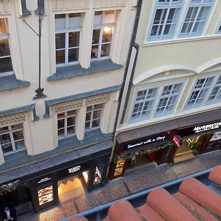 Appartement Eclectic Loft With Terrace *