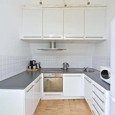 Eclectic Loft With Terrace Appartement Praag