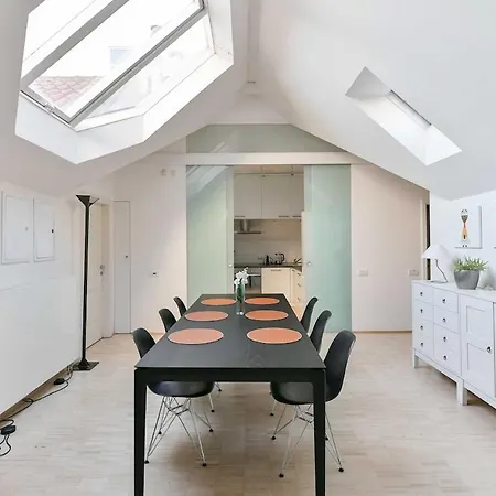 Eclectic Loft With Terrace * Praag
