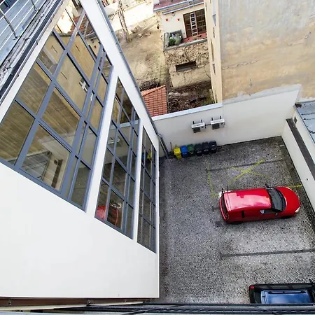 Ruterra Red Roofs View With Garage Lejlighed Prag