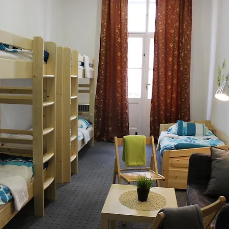 Opletalova Albergue *