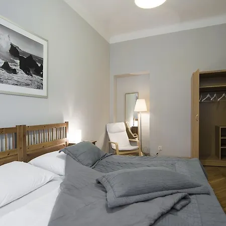Apartment Dusni *