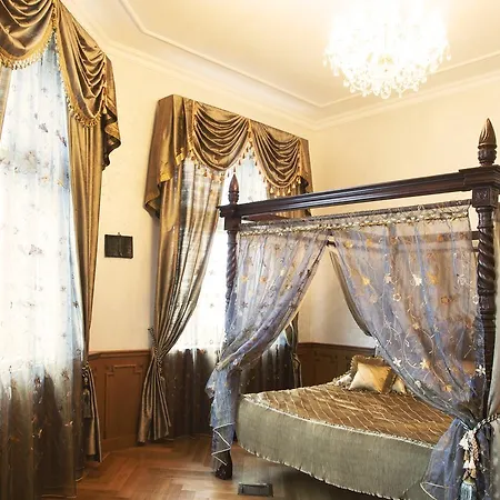 Art Celakovskeho Sady Apartmán *