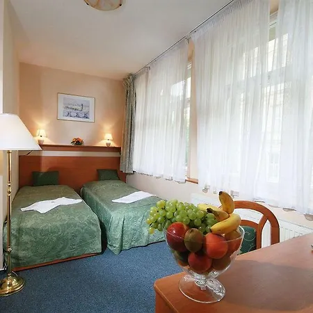 Hotel Adeba 3*