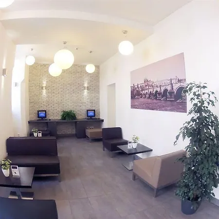 Hotel Adeba