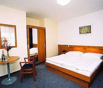 Hotel Inos Prague