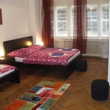 Tronicek Prague