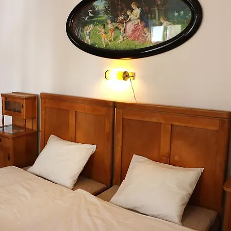 Hostel Boudnik