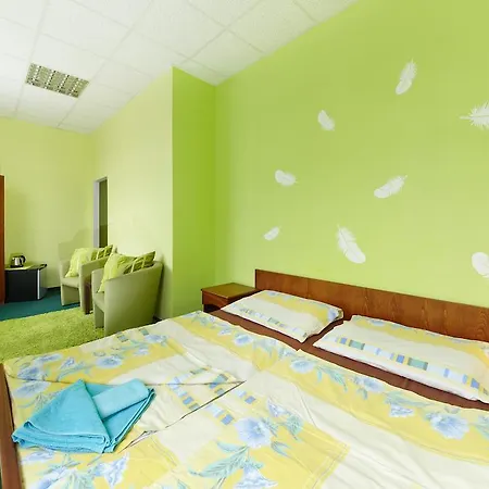 Kolbenka Hostel *