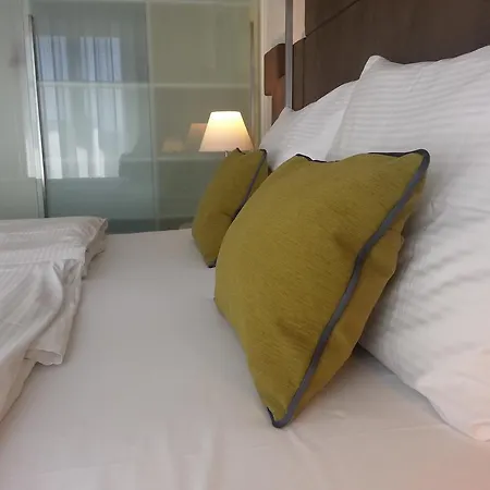 Hotel Pure White Prague