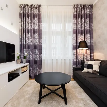 Apartment Modern Charvatova *