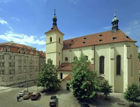 Szálloda Maximilian