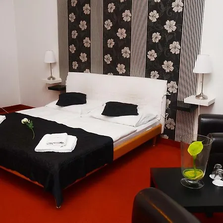 Venezia Hotel 3*