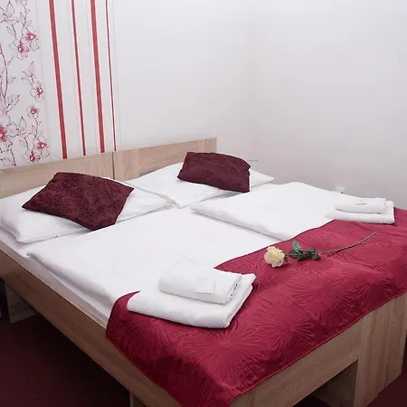 Venezia 3* Prague