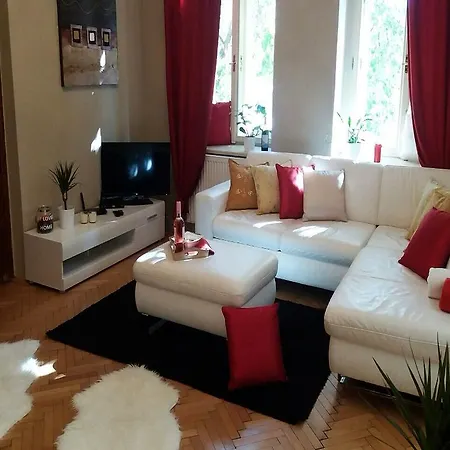 Family Flat 120m2, 2 Vinohrady