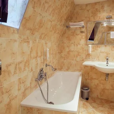 تاين يارد ريزيدنس فندق براغ
