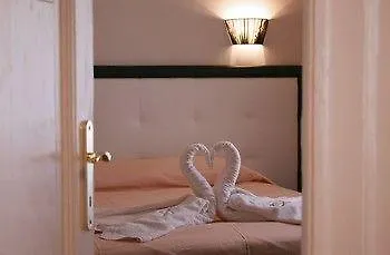 My Old Prague'S Hall Of Music Apartment *