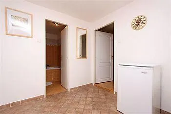 Apartments At The Golden Plough Διαμέρισμα