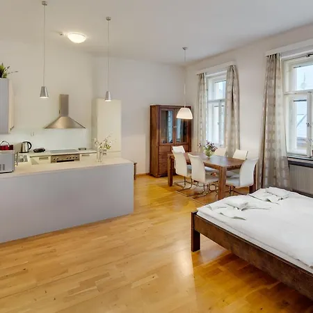 Selinor Old Town 4* Prag