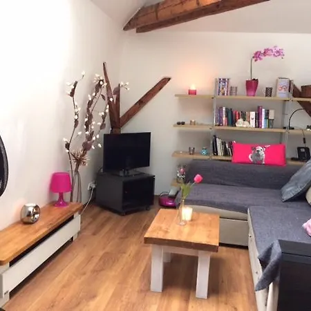 Apartamento Apartman Alice Letna *