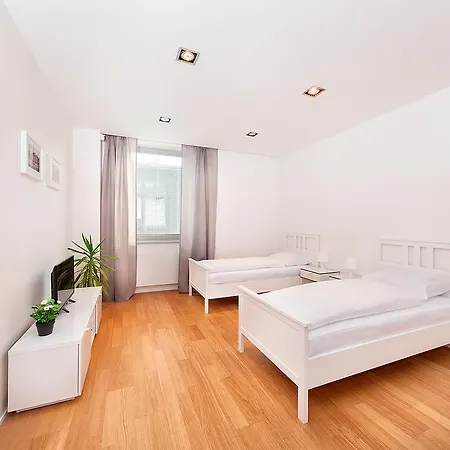Hostel Hotel&hostel Letov Praag