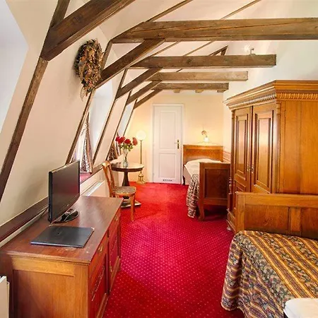 Waldstein Hotell 4*