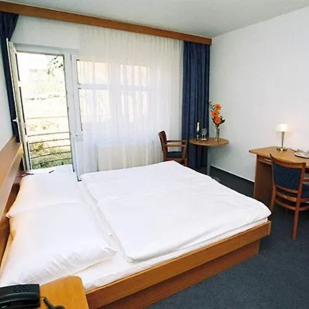 Hotel Inos 3*