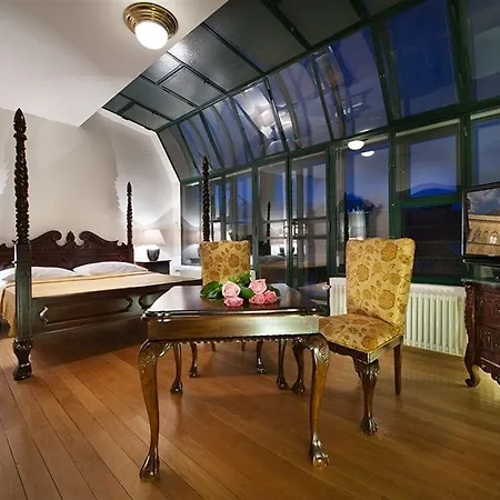 Hotel Bologna 4*
