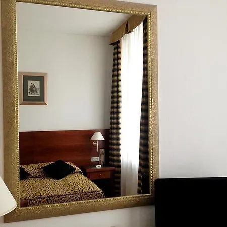 Galileo 4* Prag
