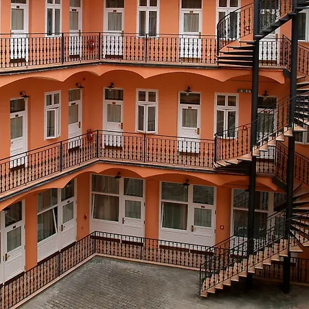 Ariston Prague