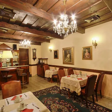 U Pava Szálloda 4*