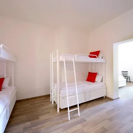 Hostel Safestay Prague Charles Bridge Prag