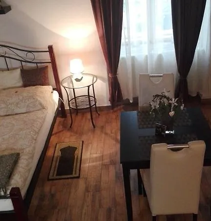 Apartment Jakubska 676 *