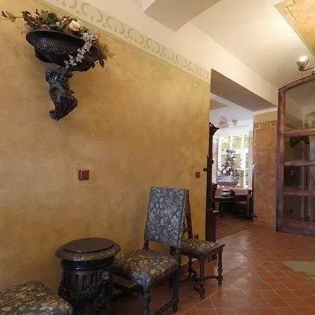 Ea Jeleni Dvur Castle Hotel 3*