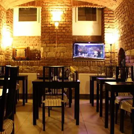 Unique Hotel 4*