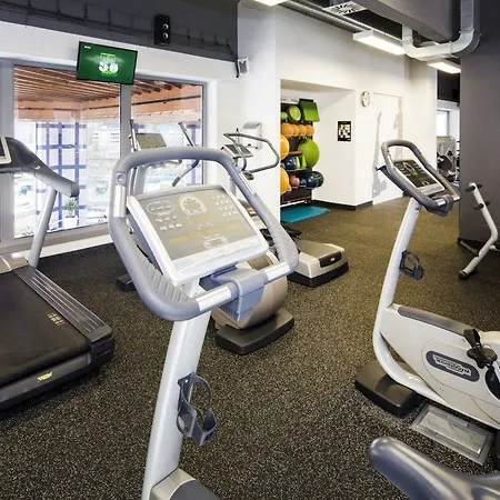 Hotell Orea Pyramida 4*
