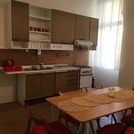 Karolina Old Town Apartamento *